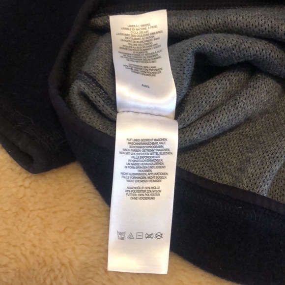 Mountain Hardware pull on fleece top p2880 - Picture 8 of 8